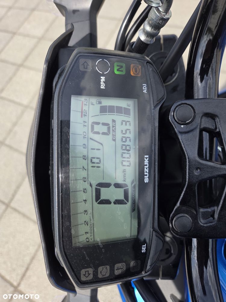 Suzuki GSX - 5