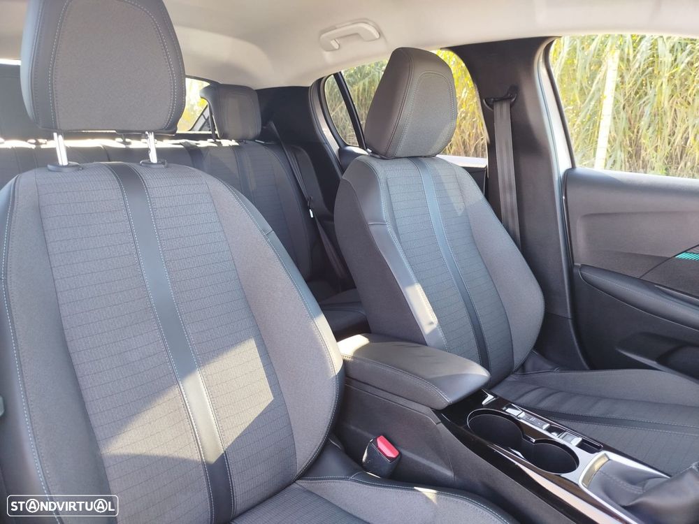 Peugeot 208 1.2 PureTech Allure Pack - 16