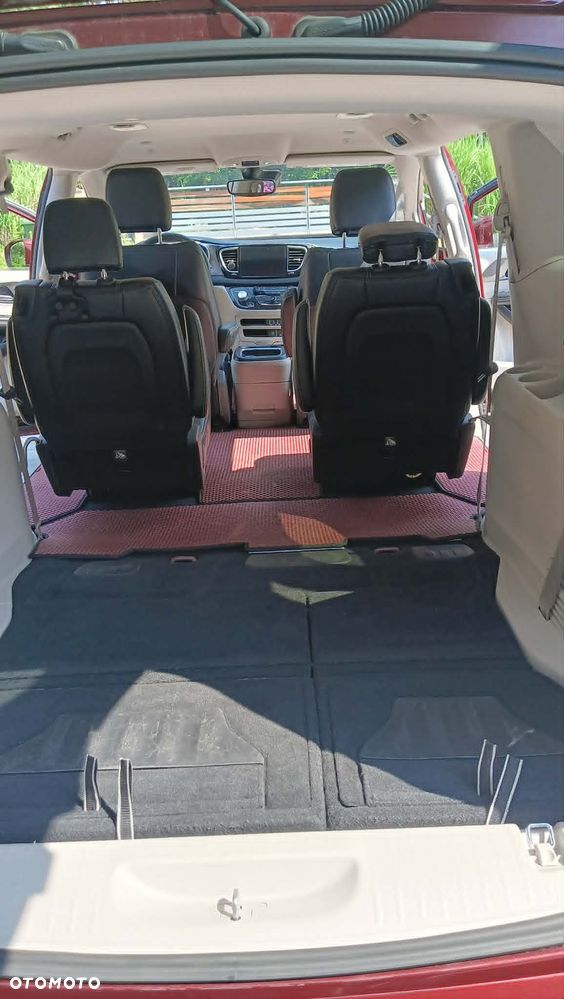 Chrysler Pacifica - 18