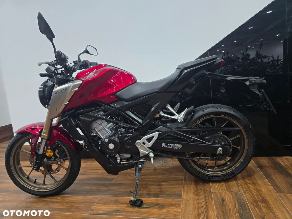 Honda CB - 35