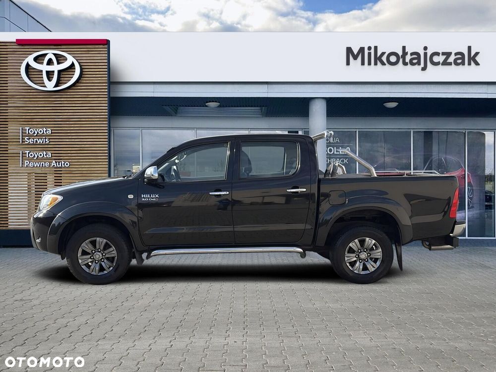 Toyota Hilux 3.0 D-4D SR5 - 9
