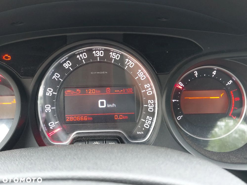 Citroën C5 1.6 THP 16V Confort My Way - 12
