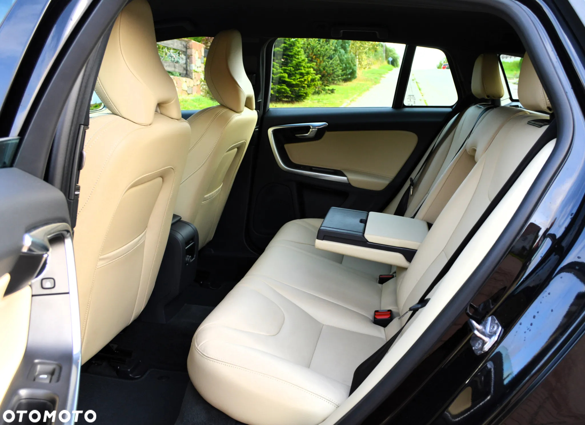 Volvo V60 D4 Drive-E Summum - 8