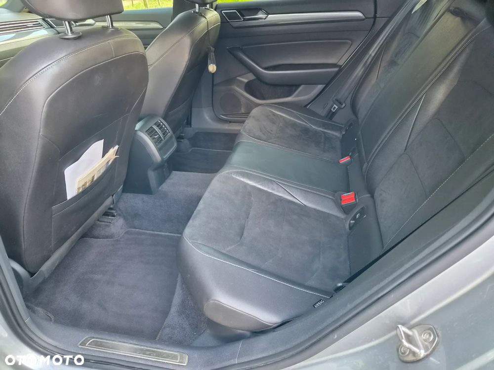 Volkswagen Arteon 2.0 TDI SCR R-Line Edition DSG - 17