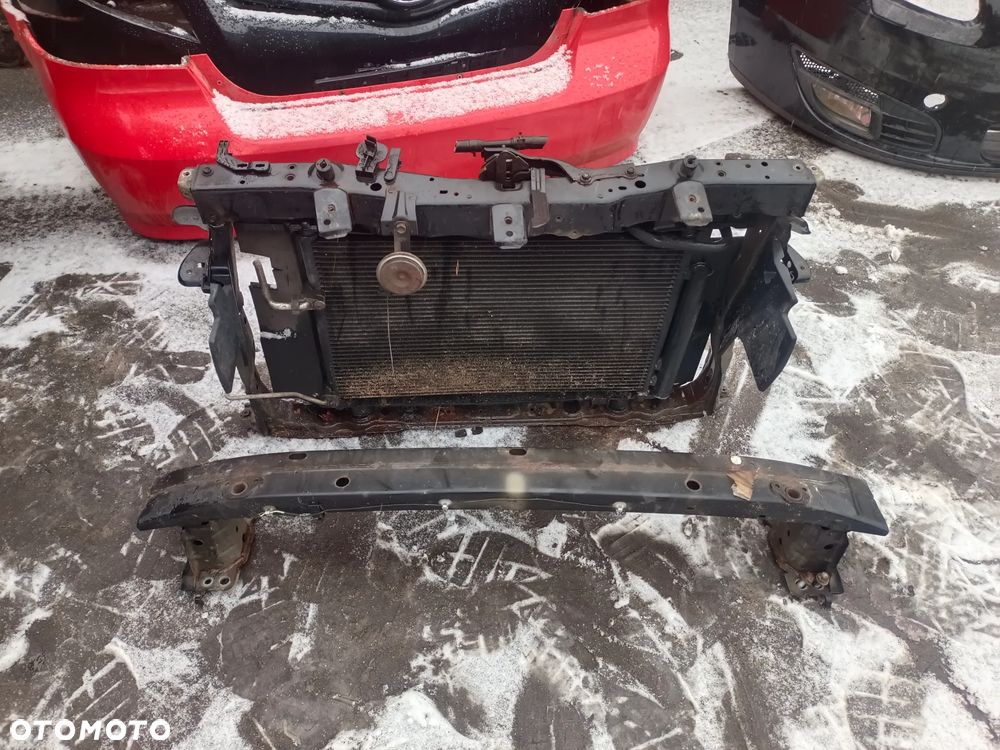 Pas przedni wzmocnienie przód toyota Auris E15 1 Lift komplety benzyna - 1