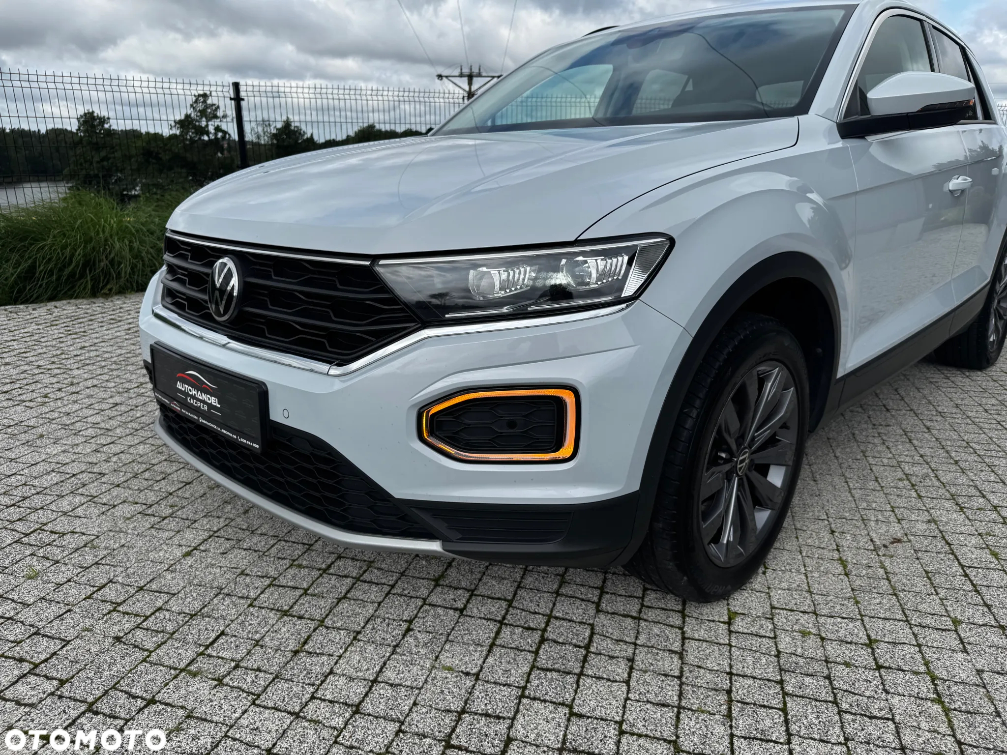 Volkswagen T-Roc 2.0 TDI SCR DSG IQ.DRIVE - 4