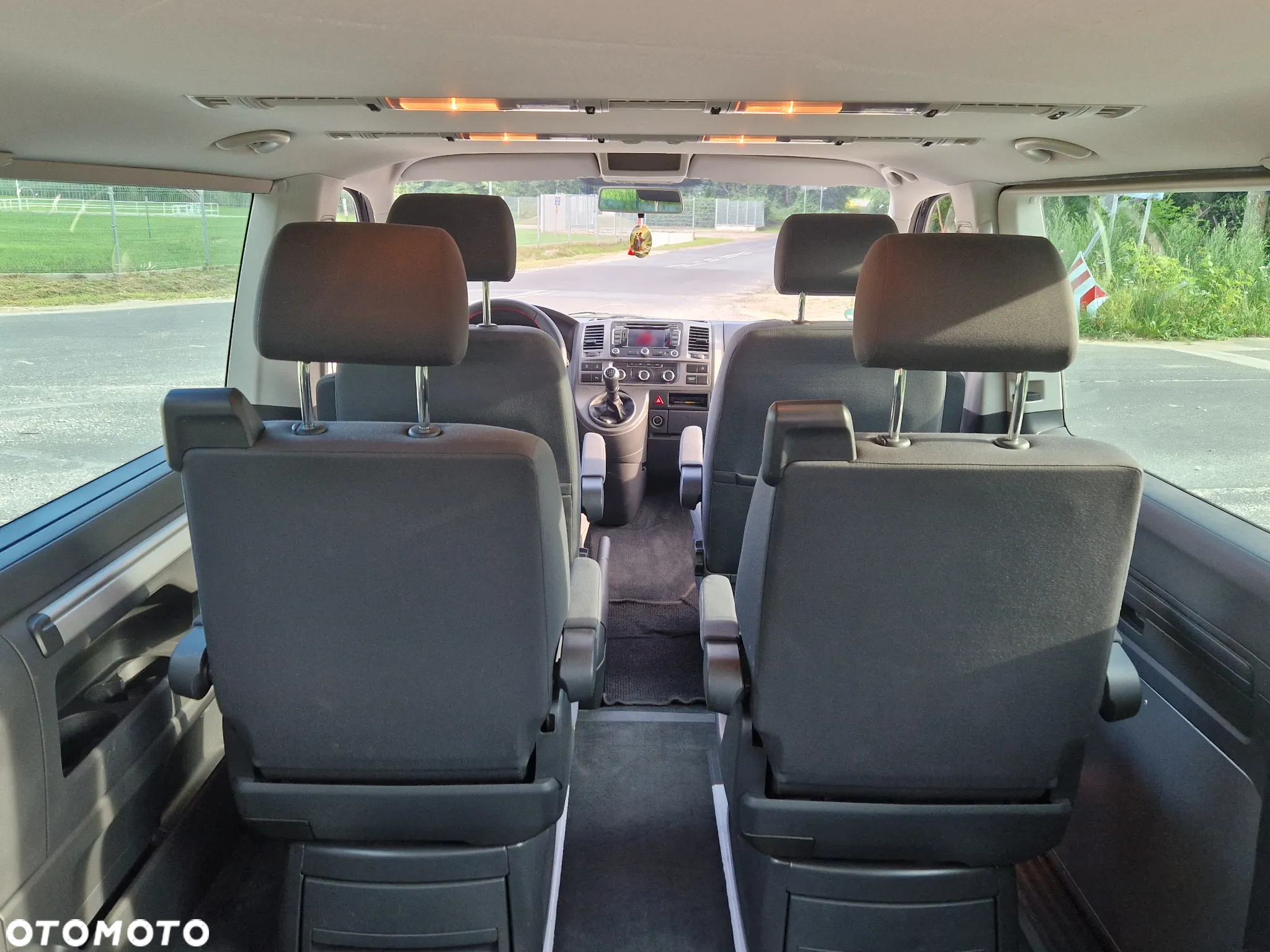 Volkswagen Multivan 2.0 TDI L1 Comfortline - 15