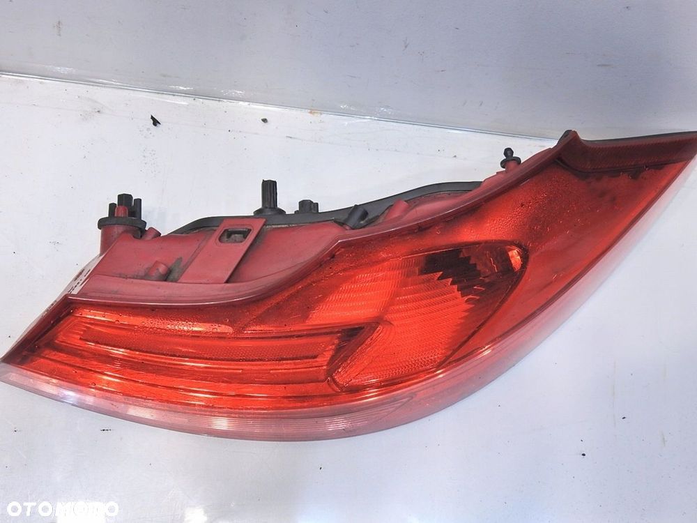 LAMPA PRAWA TYLNA TYŁ OPEL INSIGNIA A KOMBI - 2
