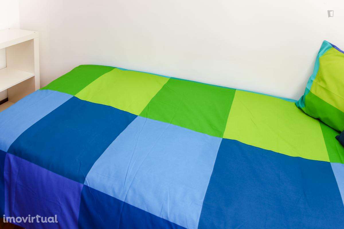Quarto - localizado em Cidral Coimbra - Grande imagem: 4/21