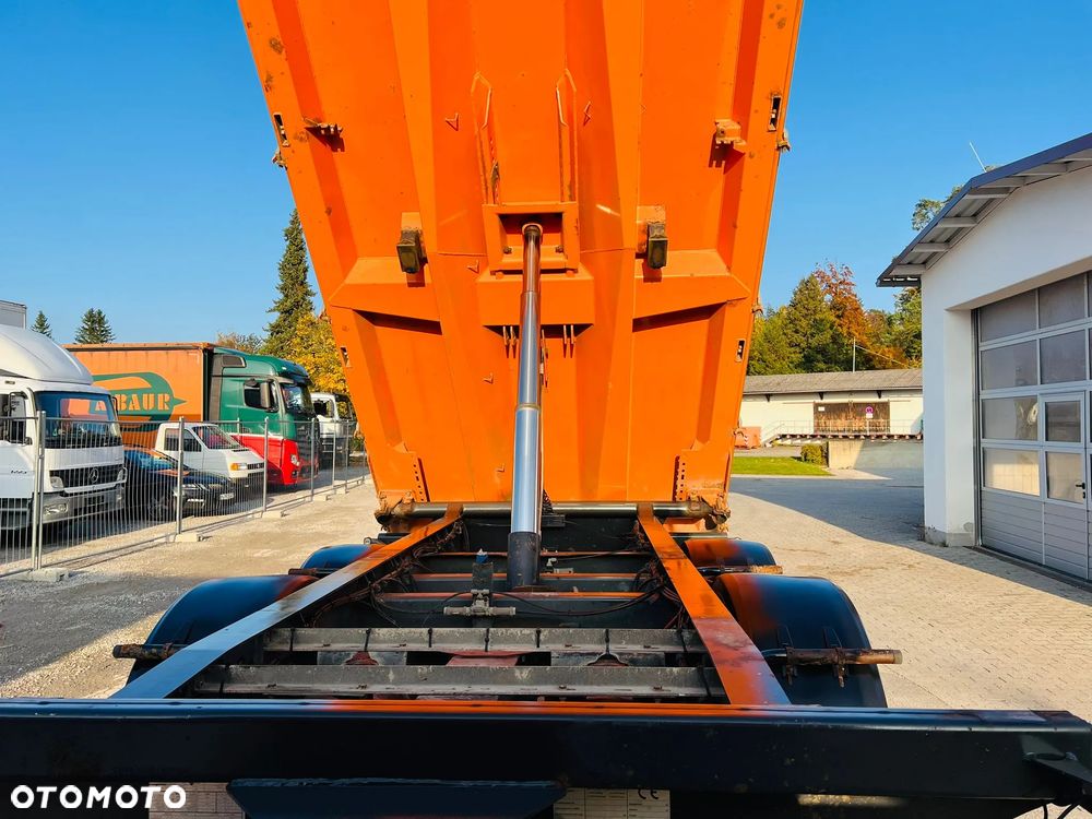 Schwarzmuller M-serie - 7