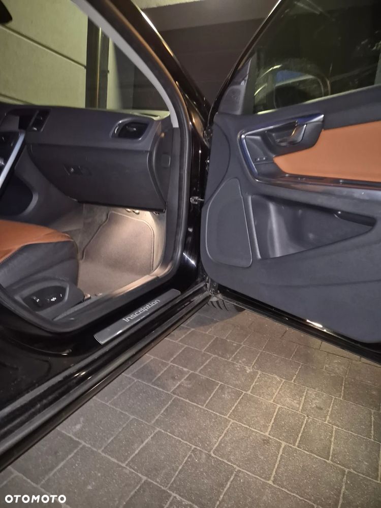 Volvo S60 T5 Drive-E R-Design Momentum - 40