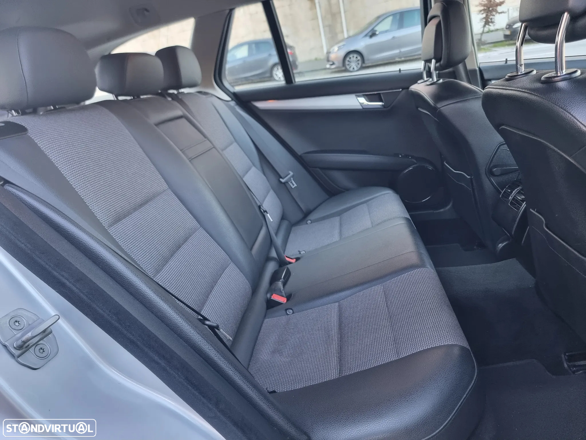 Mercedes-Benz C 220 CDi Avantgarde BlueEfficiency - 19
