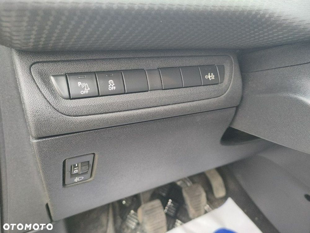 Peugeot 2008 - 15