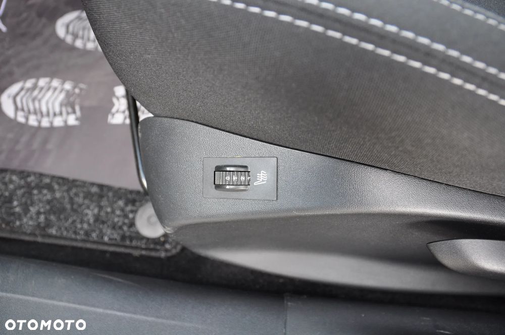 Peugeot 2008 PureTech 82 Active - 15
