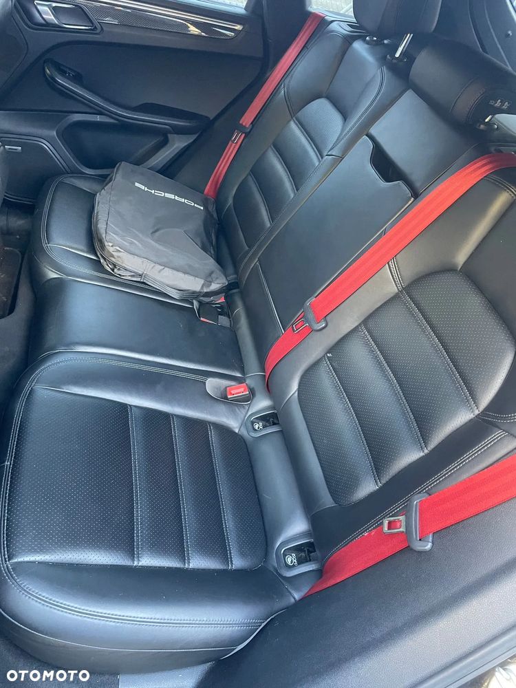 Porsche Macan Standard - 9