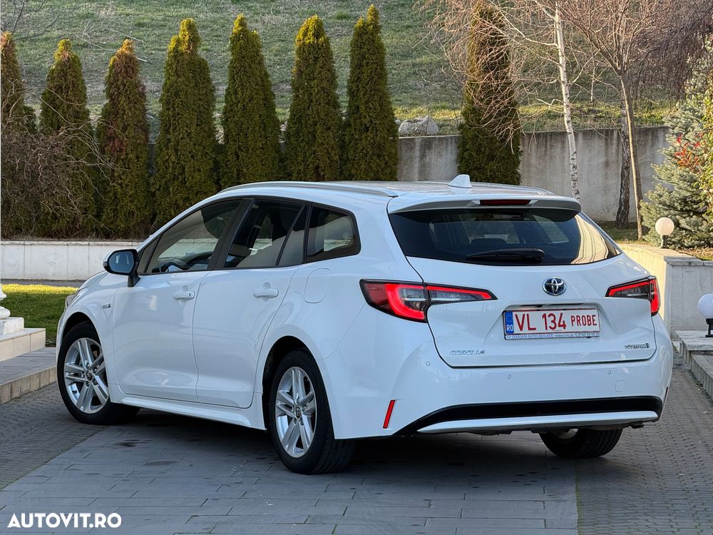 Toyota Corolla 1.8 Business Edition - 3