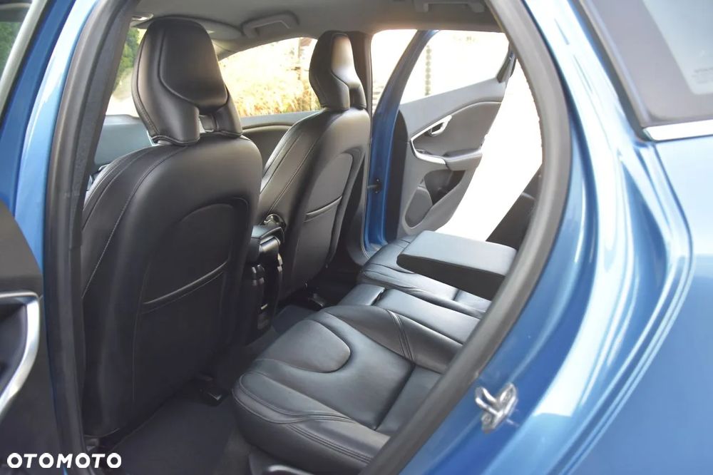 Volvo V40 D4 Drive-E Summum - 14