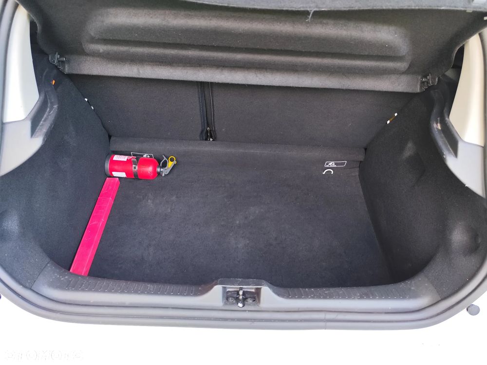 Renault Clio 1.5 dCi Limited - 16