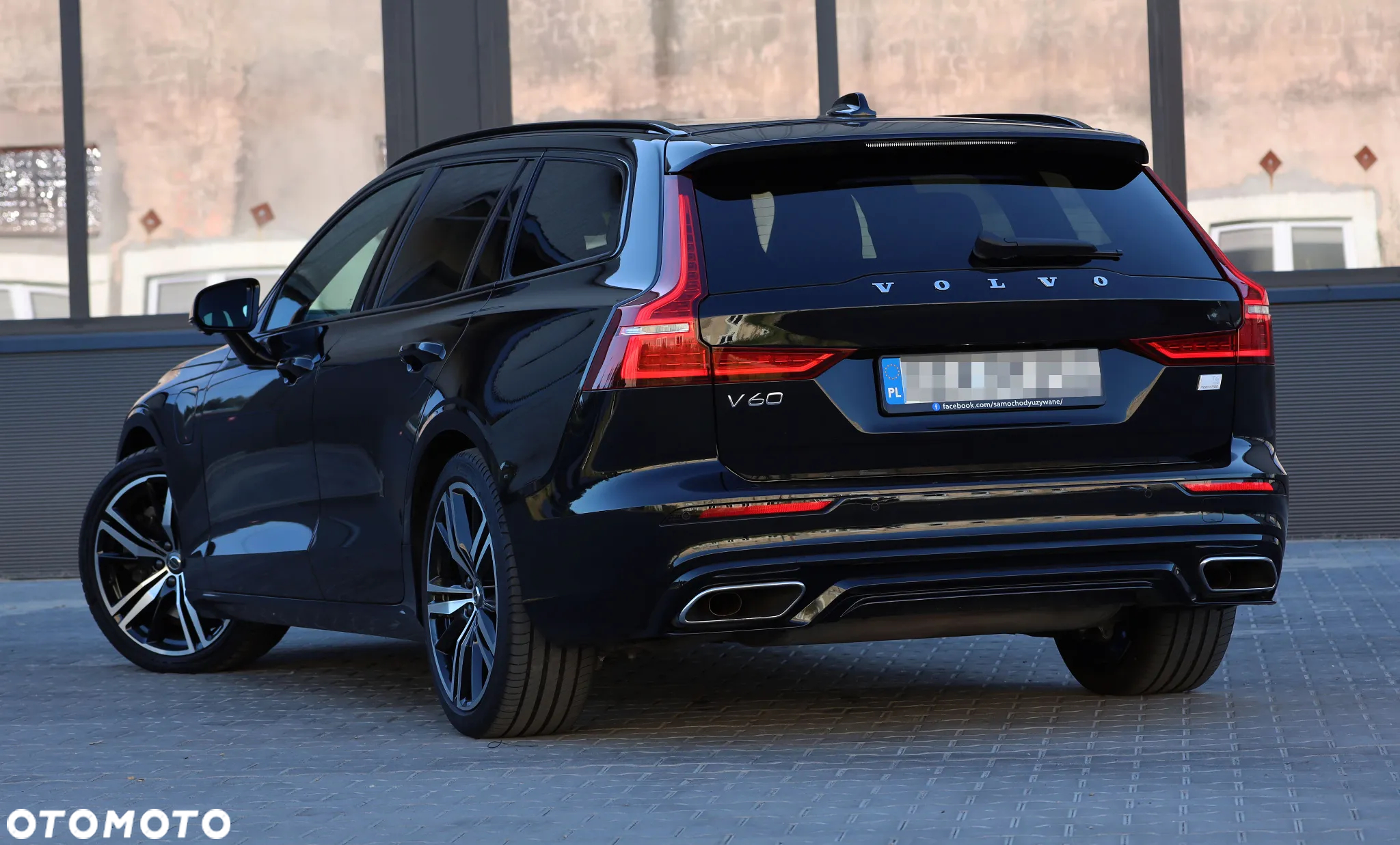 Volvo V60 T6 AWD Recharge Geartronic RDesign - 5