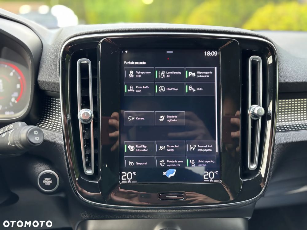 Volvo XC 40 D3 R-Design - 25