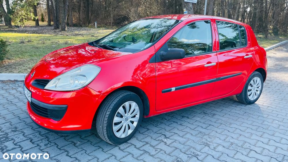 Renault Clio 1.2 16V All Inclusive - 12