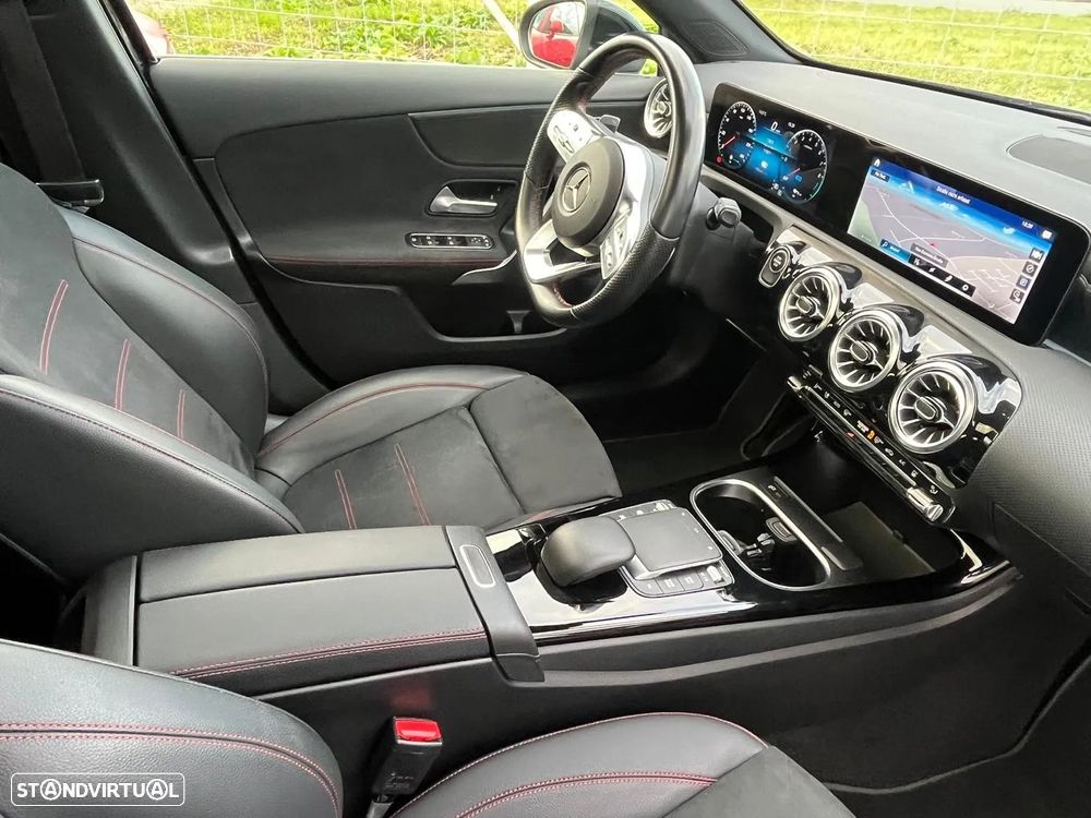 Mercedes-Benz A 250 e AMG Line - 12
