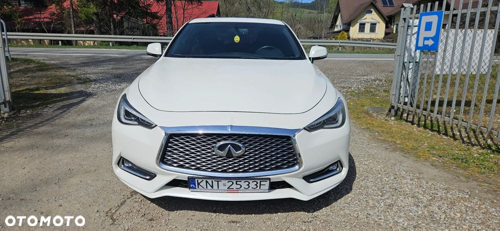 Infiniti Q60 - 7