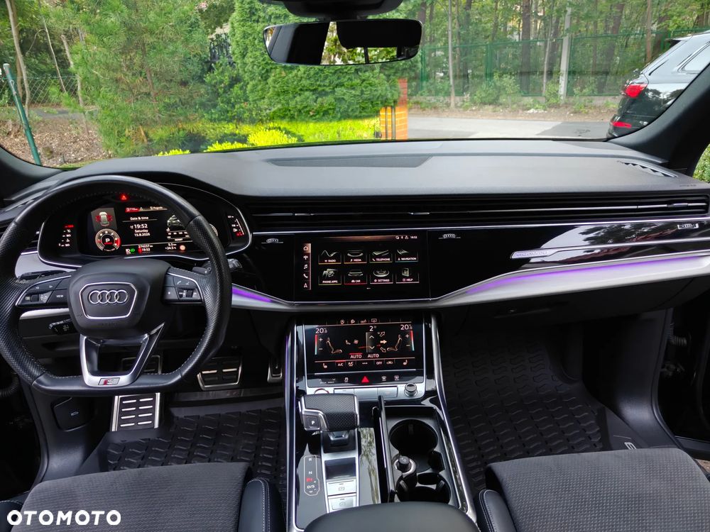 Audi SQ8 - 21