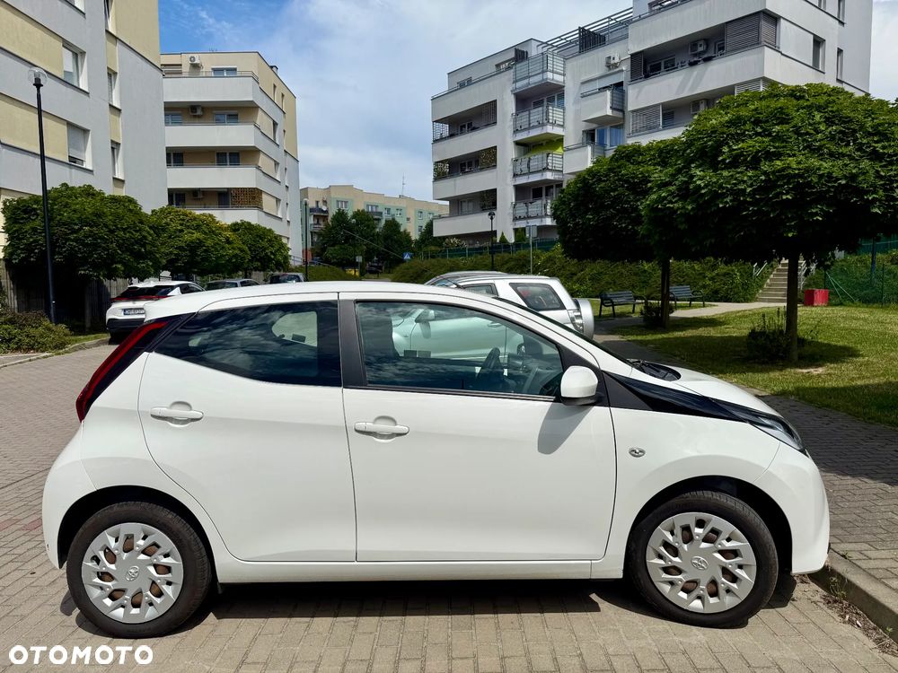 Toyota Aygo x-play - 8
