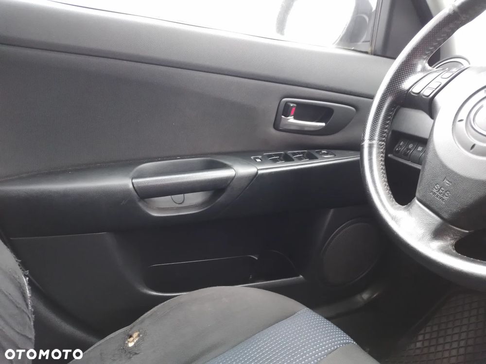MAZDA 3 BK 1.6B 03-07 RADIO 22V - 30