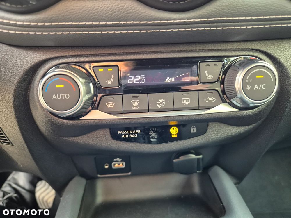 Nissan Juke 1.0 DIG-T N-Connecta - 11