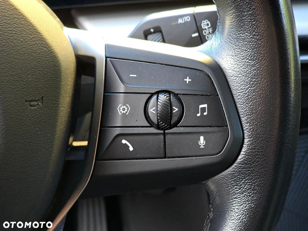 BMW Seria 2 218i - 15