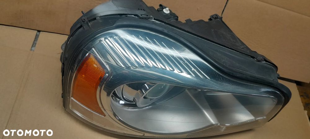 VOLVO XC90 I LIFT PRZEDNIA PRAWA LAMPA XENON WERSJA UK - 3