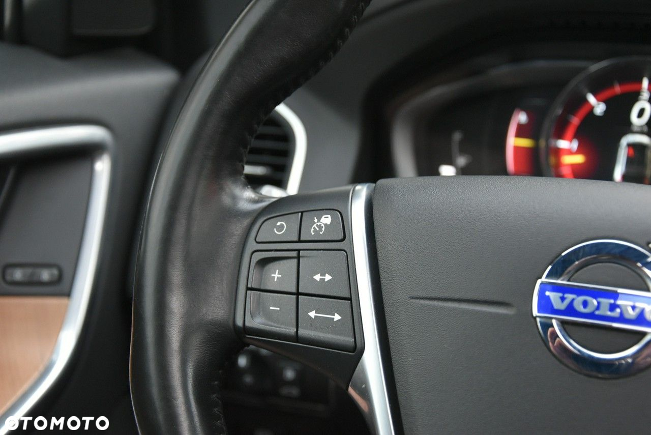 Volvo XC 60 - 34