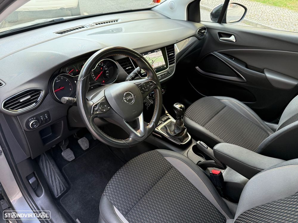 Opel Crossland X 1.2 T Innovation - 10