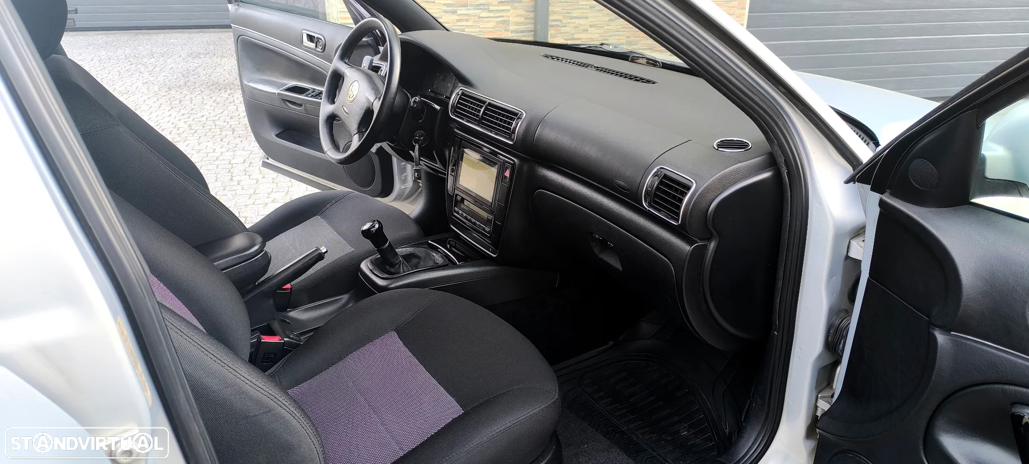 VW Passat 1.9 TDi Confortline Top - 2