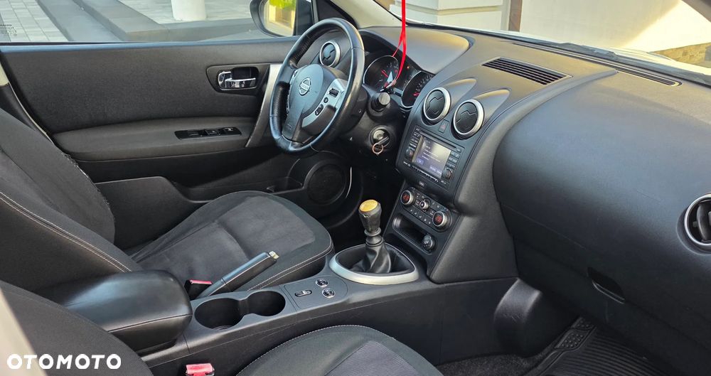 Nissan Qashqai - 23