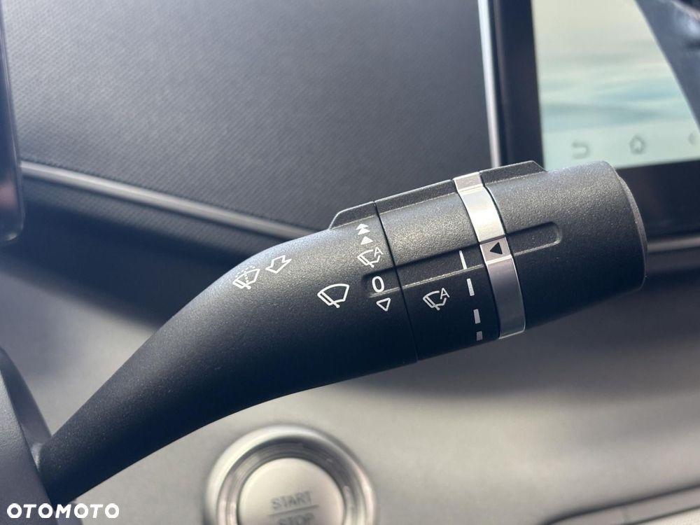 BYD Dolphin - 16