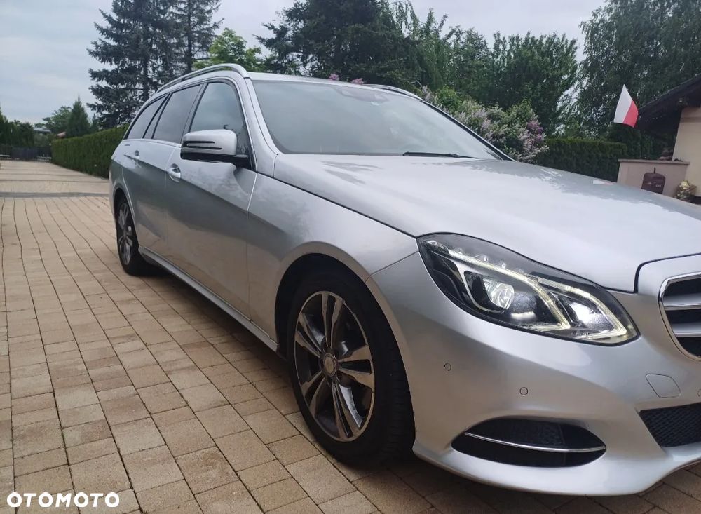 Mercedes-Benz Klasa E 300 T 4Matic 7G-TRONIC Avantgarde - 20