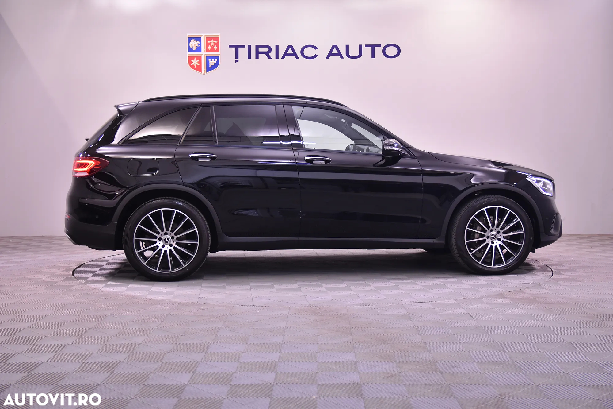 Mercedes-Benz GLC 220 d 4MATIC - 6