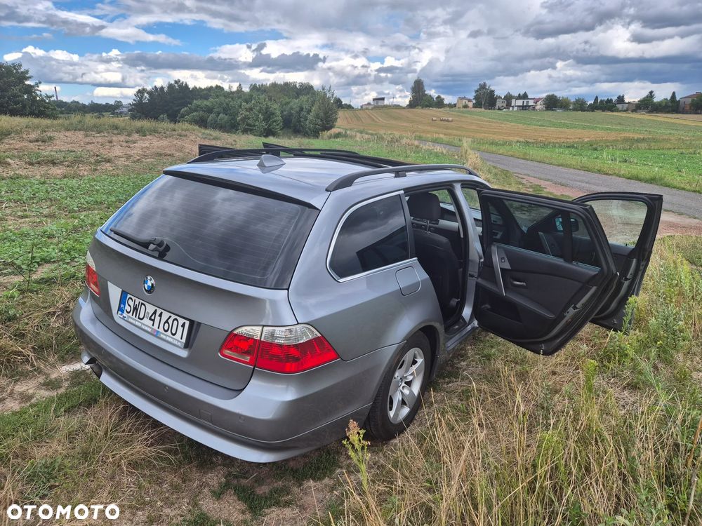 BMW Seria 5 520d - 14