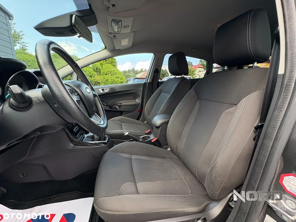 Ford Fiesta 1.0 EcoBoost Titanium - 11