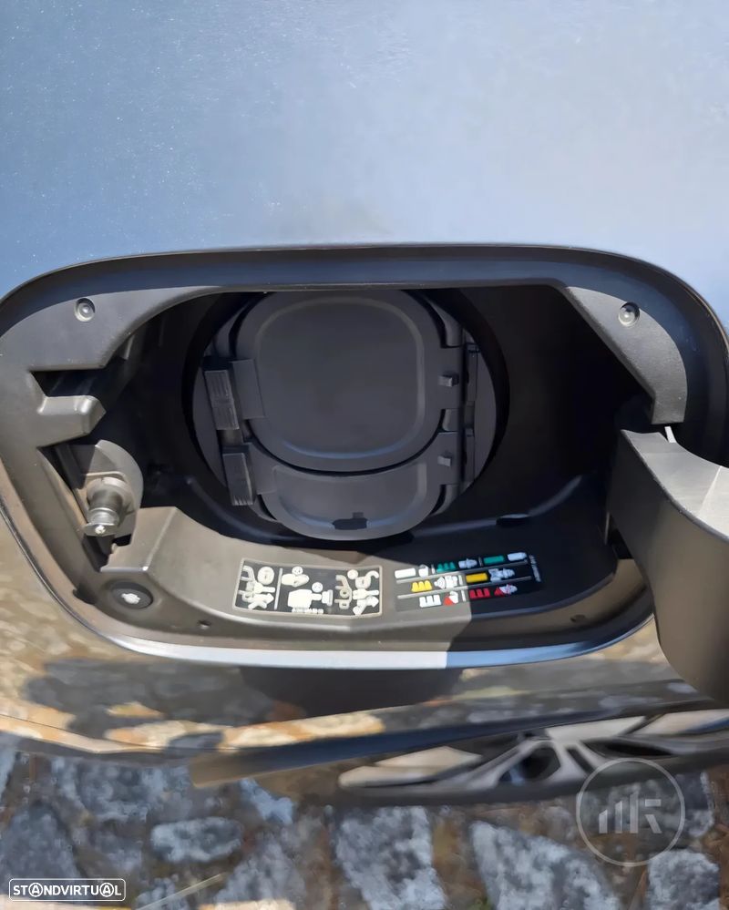 Mercedes-Benz EQC 400 4Matic - 16