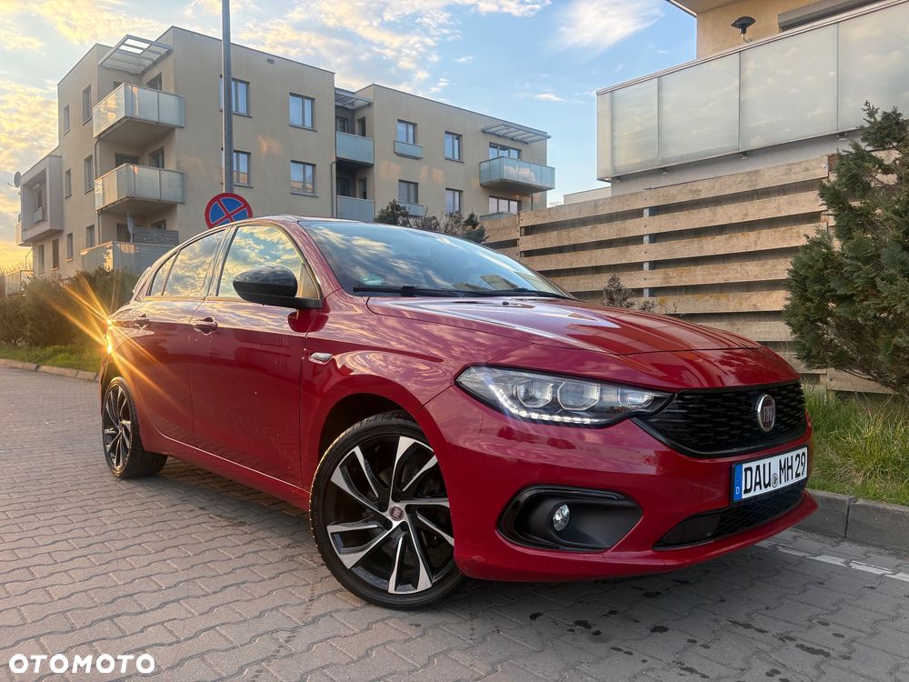 Fiat Tipo 1.4 T-Jet 16v S-Design - 1