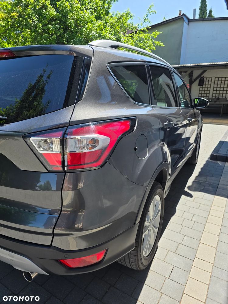 Ford Kuga 2.0 TDCi 2x4 Titanium - 15