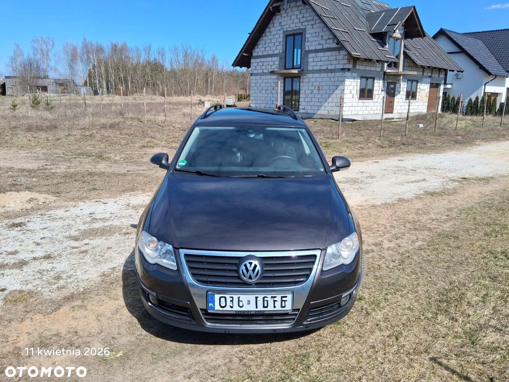 Volkswagen Passat 1.9 TDI Comfortline - 1