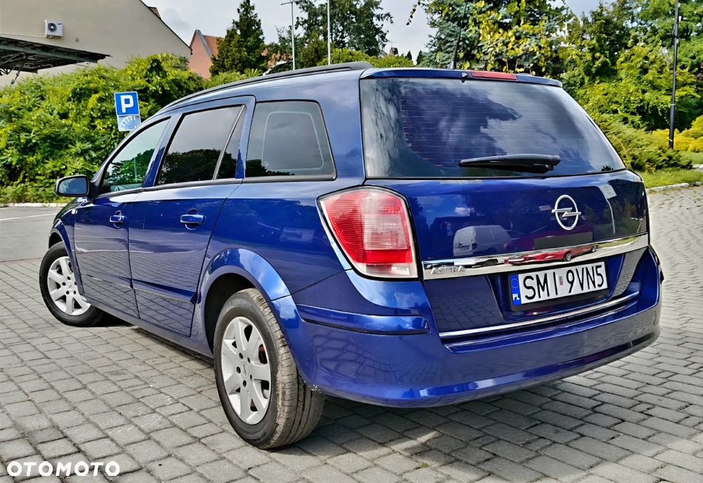 Opel Astra 1.4 Caravan Cosmo - 3