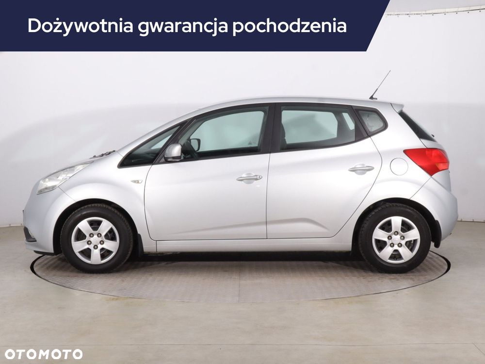 Kia Venga - 4