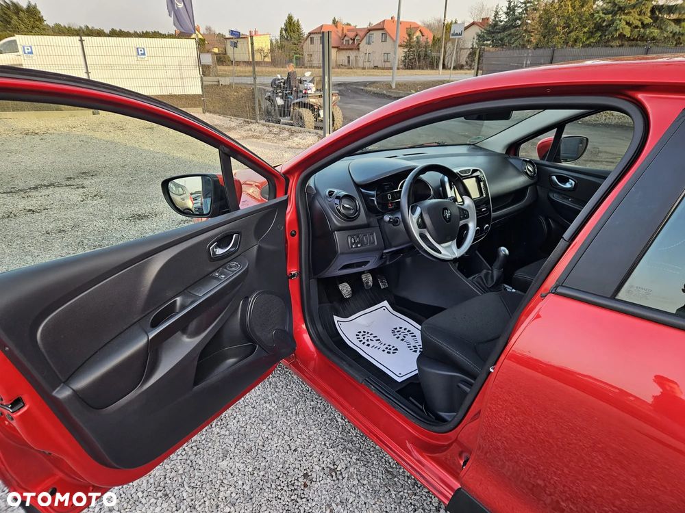 Renault Clio 1.2 16V 75 Business - 15