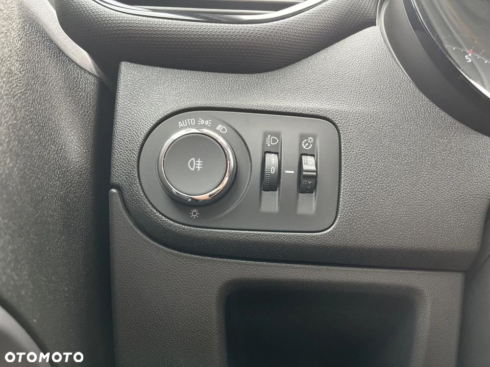 Opel Crossland 1.2 T - 30